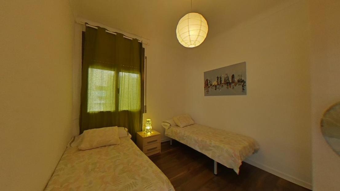 Near Clot & Sagrada Familia Apartment Barcelona Luaran gambar