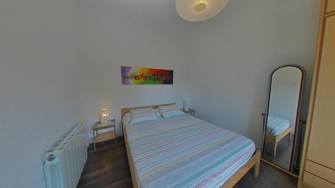 Near Clot & Sagrada Familia Apartment Barcelona Luaran gambar