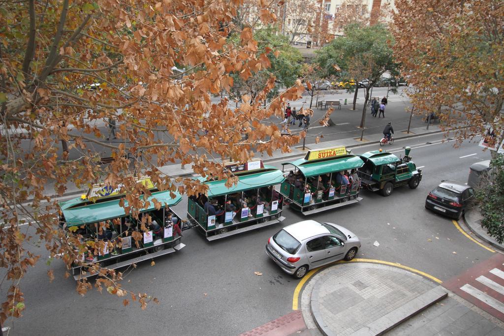 Near Clot & Sagrada Familia Apartment Barcelona Luaran gambar